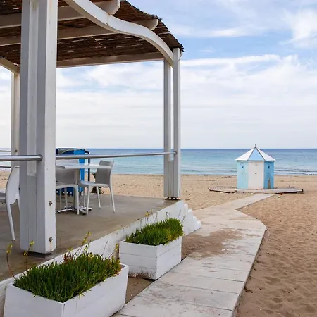 Happy Island Villa
