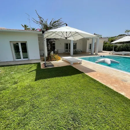 Happy Island Villa *
